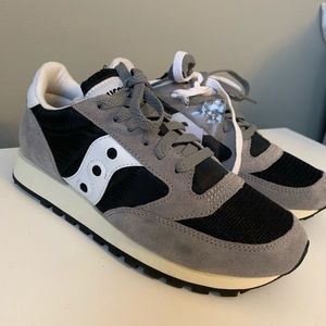 BRAND NEW WITH TAGS Saucony Sneaks